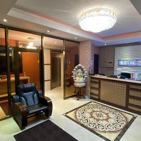 Grand Diamond Hotel Trinidad Piarco Luaran gambar