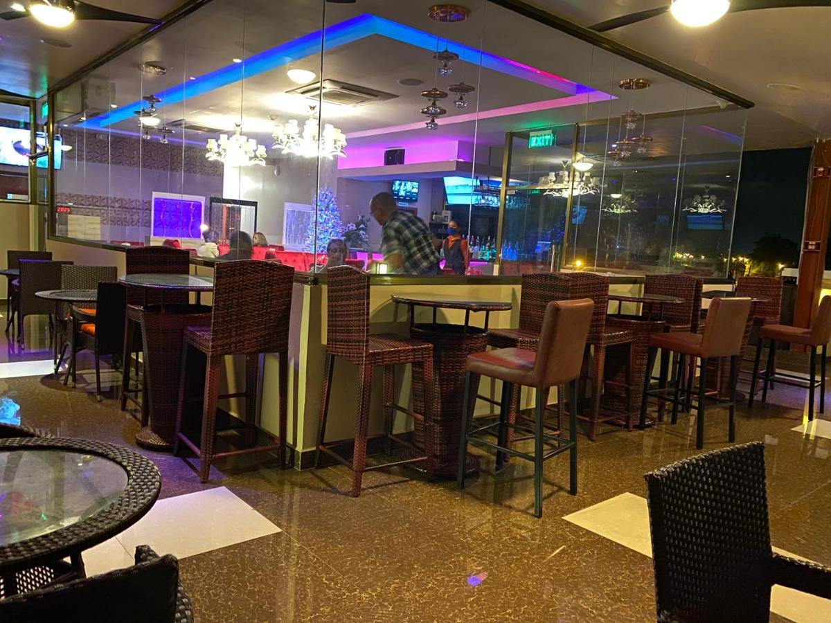 Grand Diamond Hotel Trinidad Piarco Luaran gambar