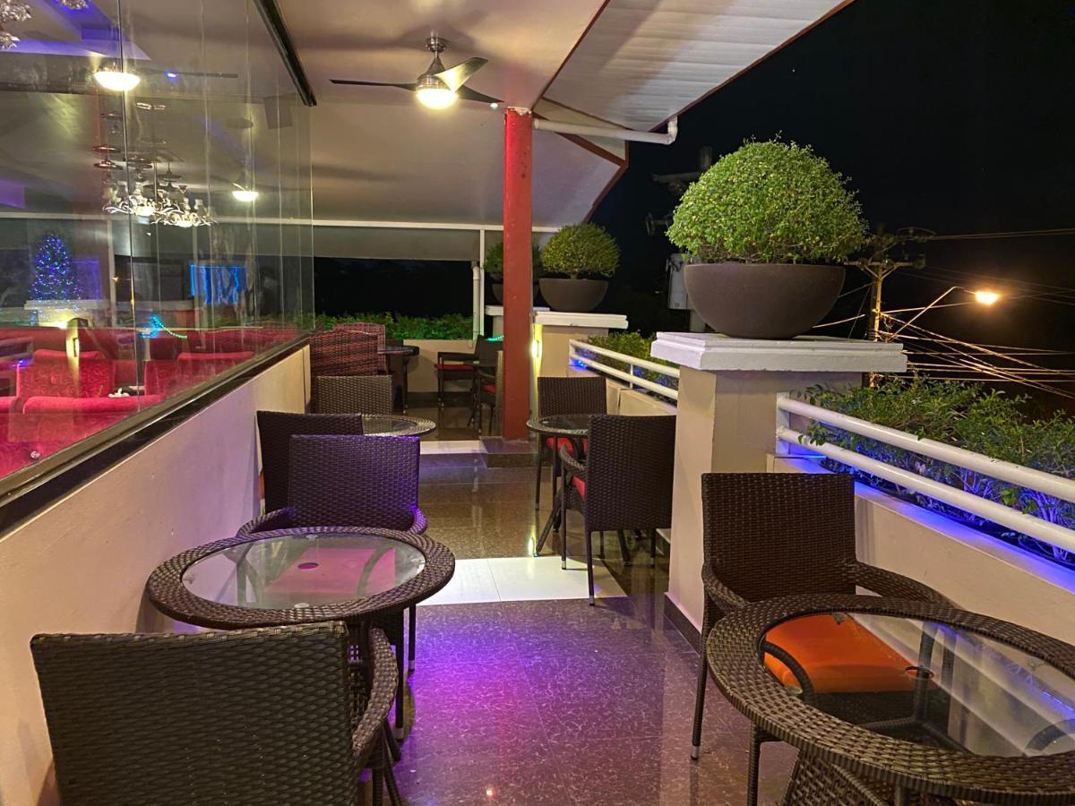 Grand Diamond Hotel Trinidad Piarco Luaran gambar