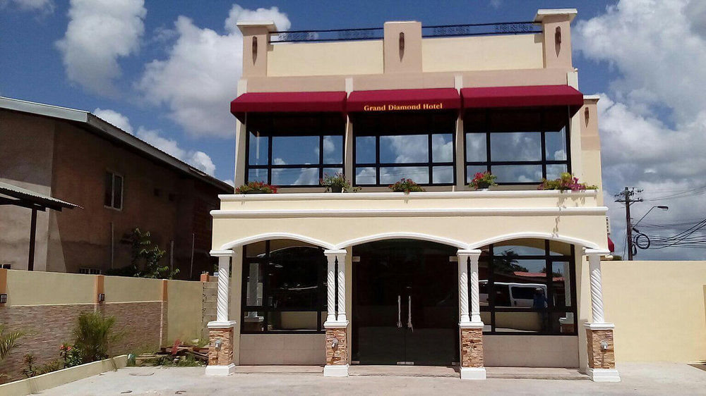 Grand Diamond Hotel Trinidad Piarco Luaran gambar