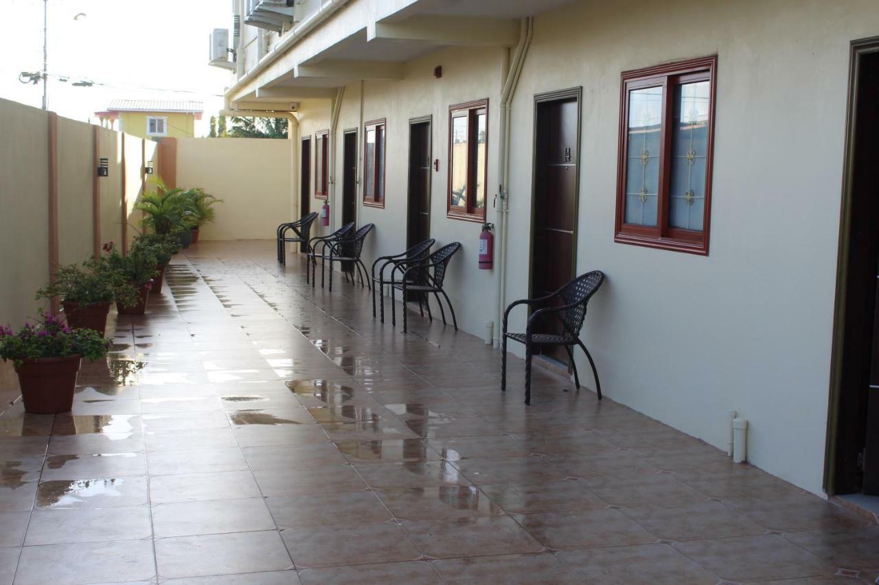 Grand Diamond Hotel Trinidad Piarco Luaran gambar